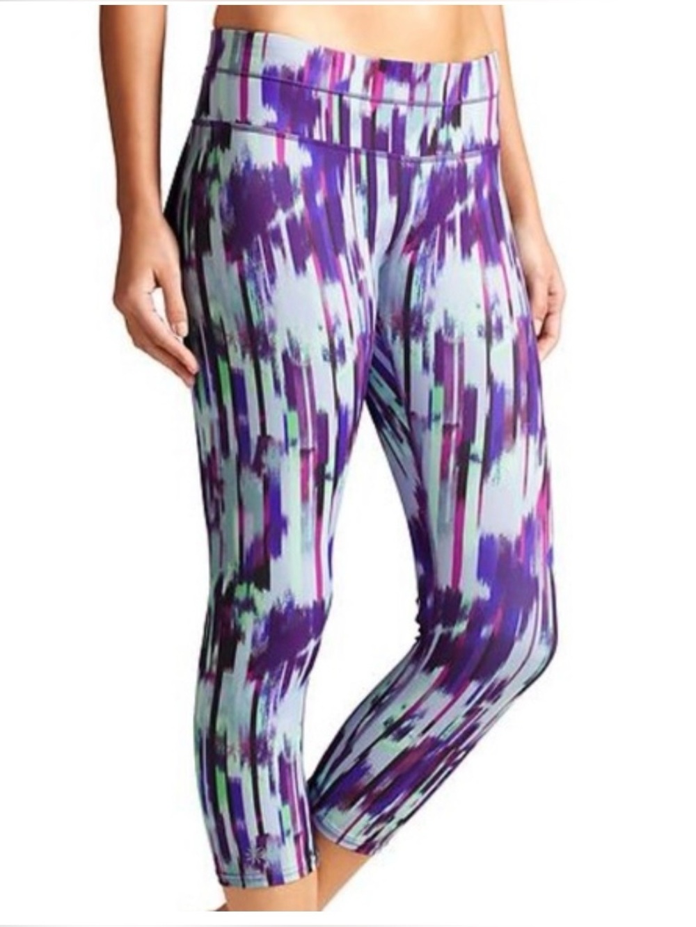 Athletes Hail Storm Sonar Capri Leggings Size S